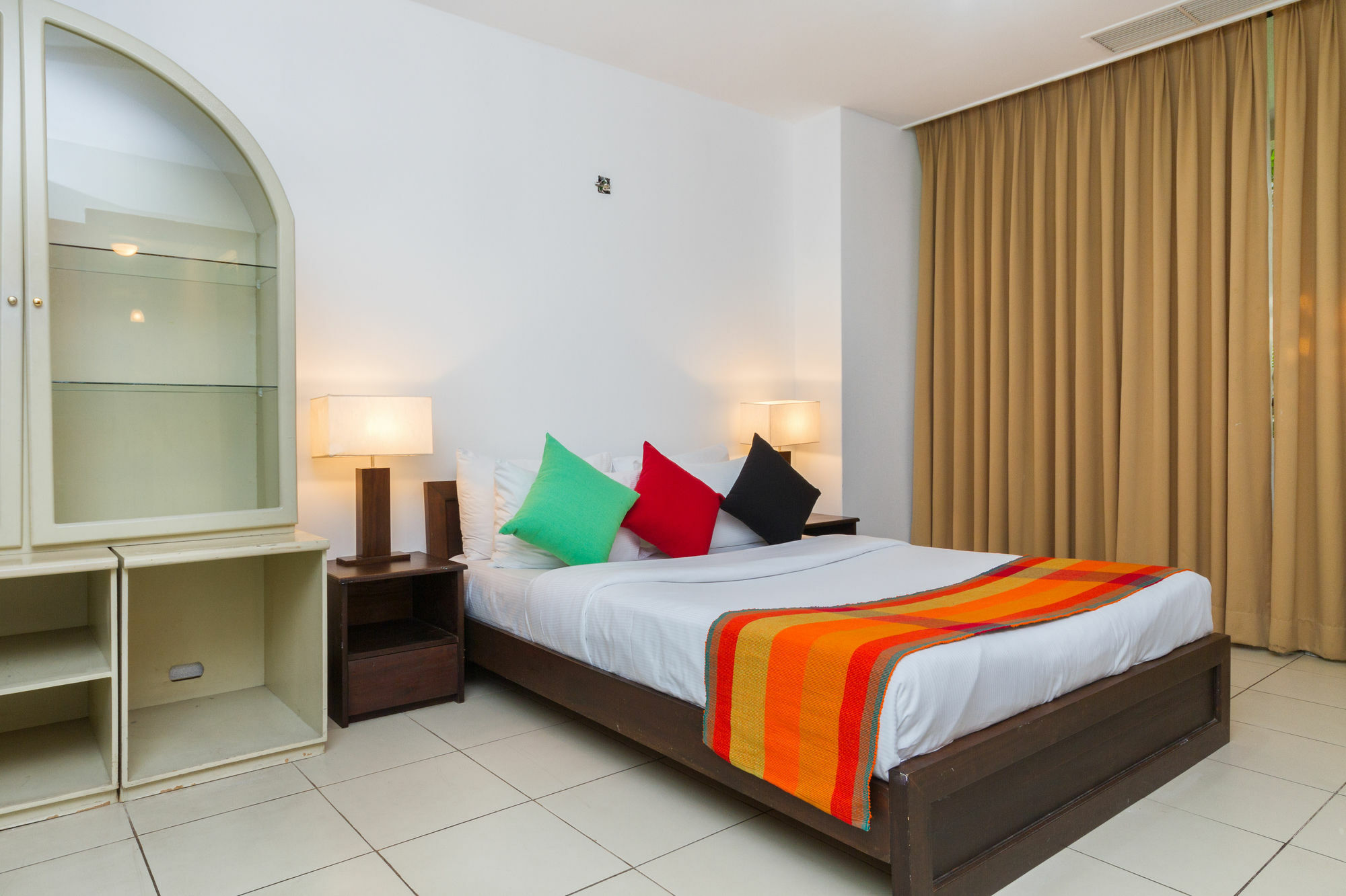 Crescat Residencies Apartment Colombo Exterior photo