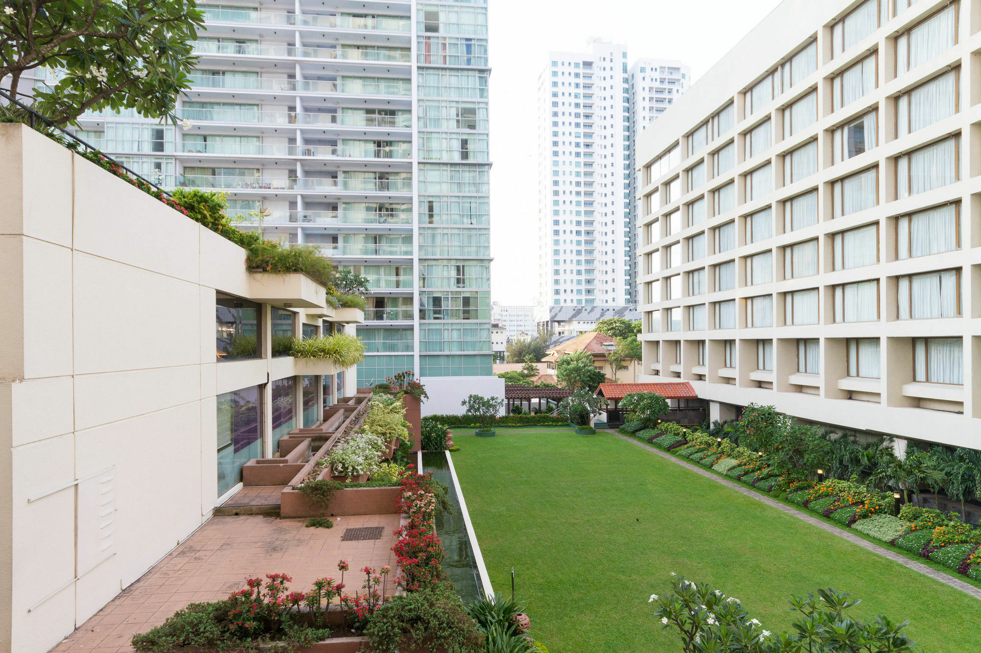 Crescat Residencies Apartment Colombo Exterior photo