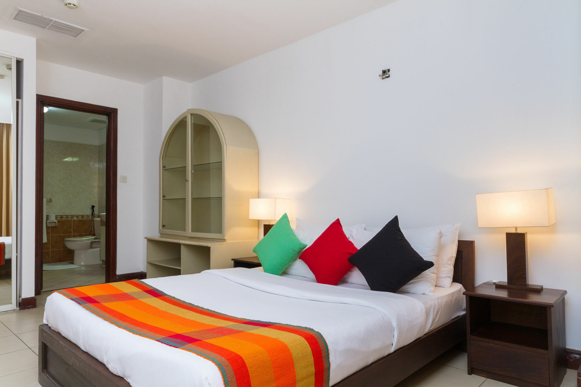 Crescat Residencies Apartment Colombo Exterior photo