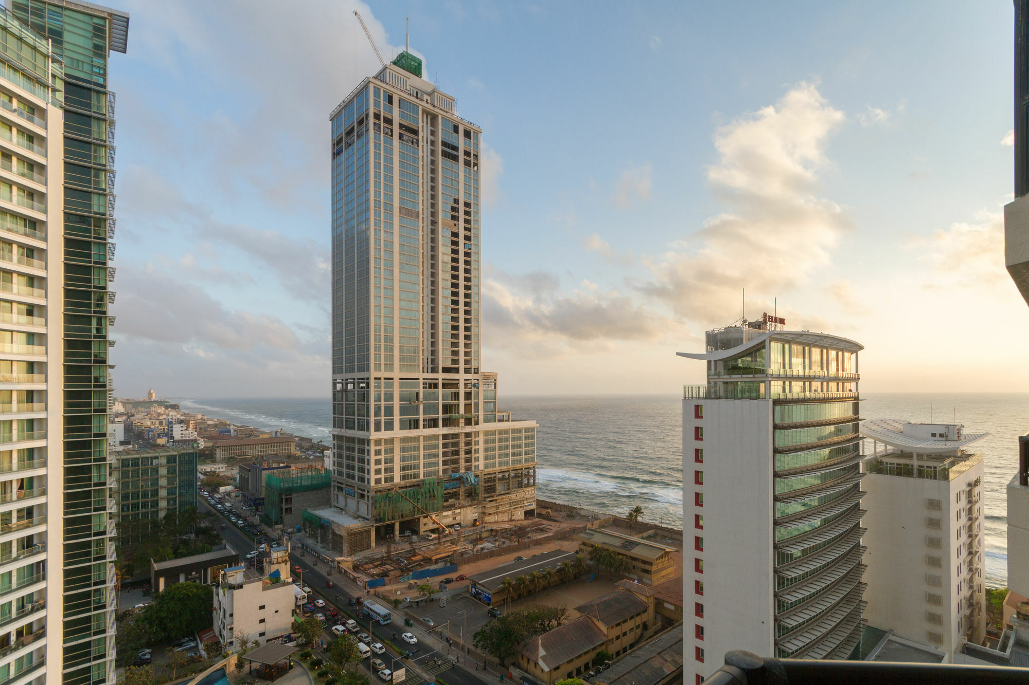Crescat Residencies Apartment Colombo Exterior photo